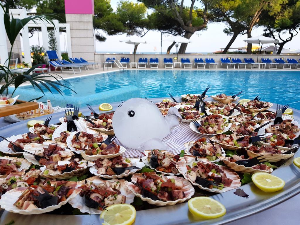 Hotel Bristol リニャーノ・サッビアドーロ エクステリア 写真