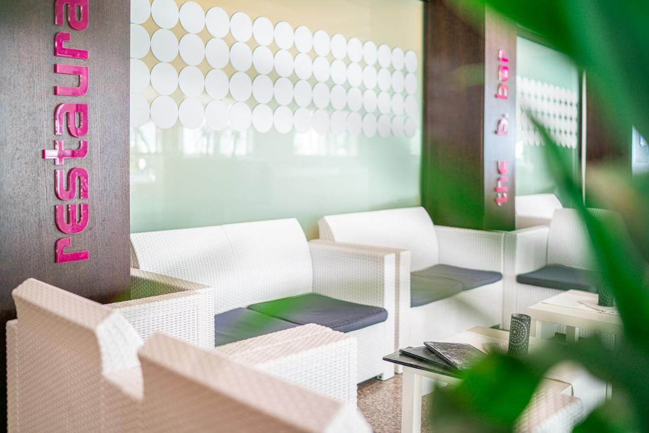Hotel Bristol リニャーノ・サッビアドーロ エクステリア 写真